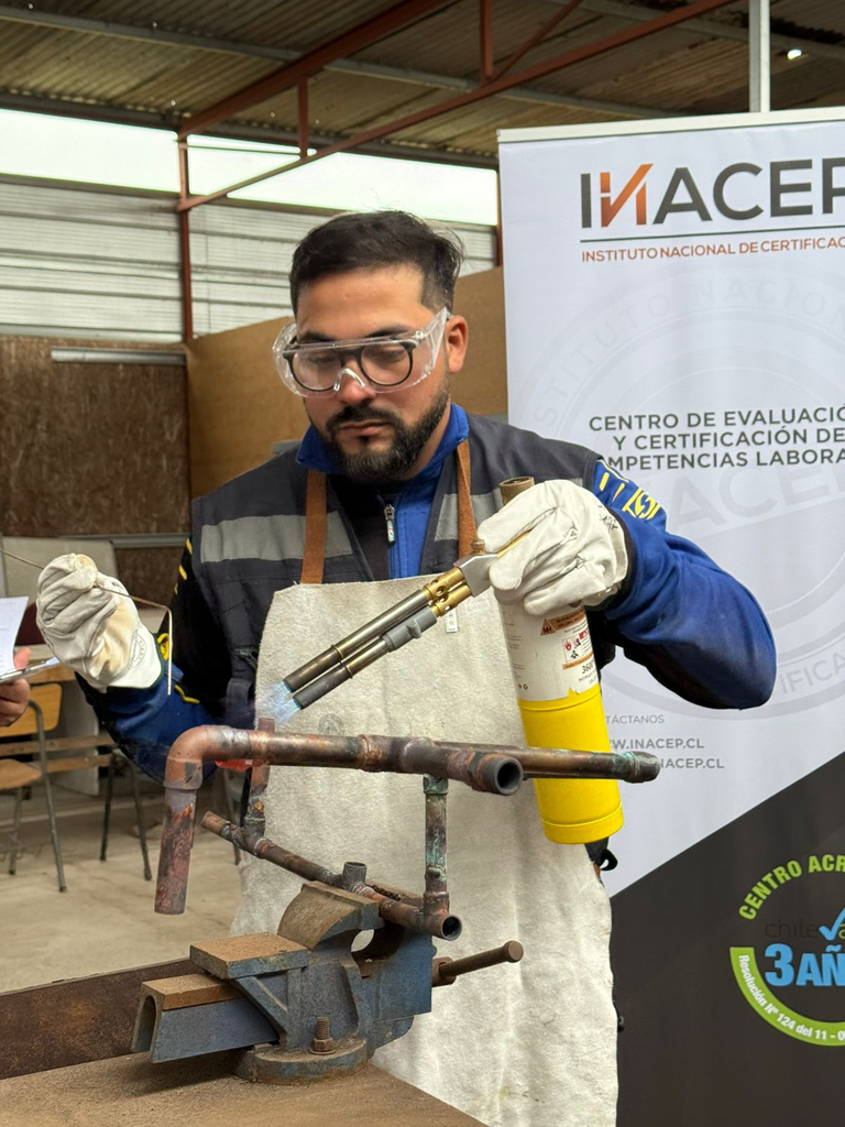 Certificación Instalador(a) Gas Clase 3 (P-4322-7126-002-V02)